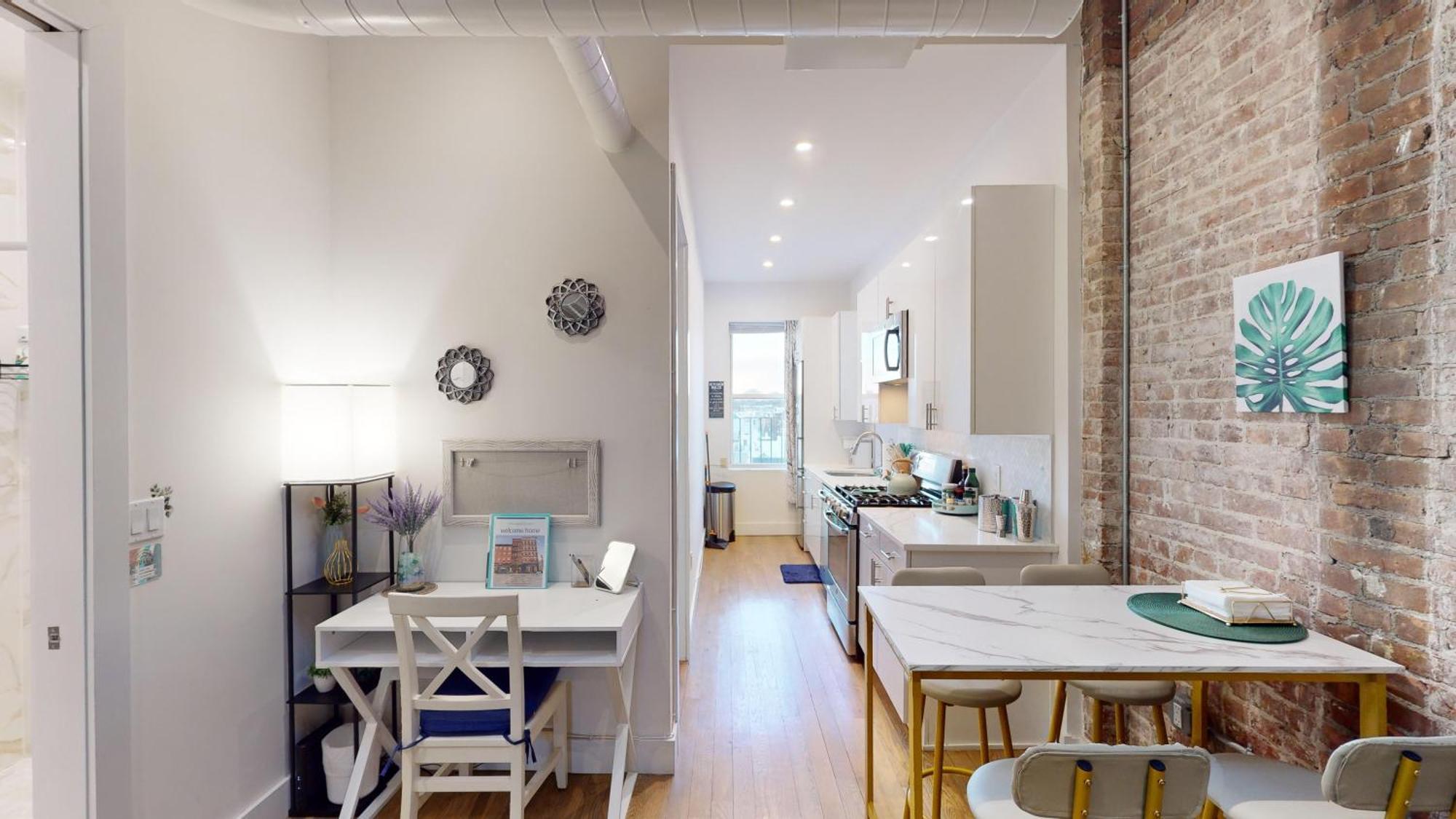Chic Penthouse 15 Minutes From Nyc - Bus Stop At Doorstep Хобокен Экстерьер фото