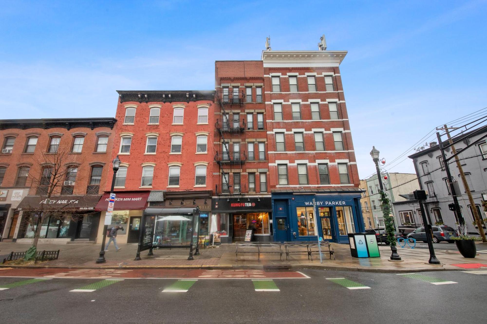 Chic Penthouse 15 Minutes From Nyc - Bus Stop At Doorstep Хобокен Экстерьер фото