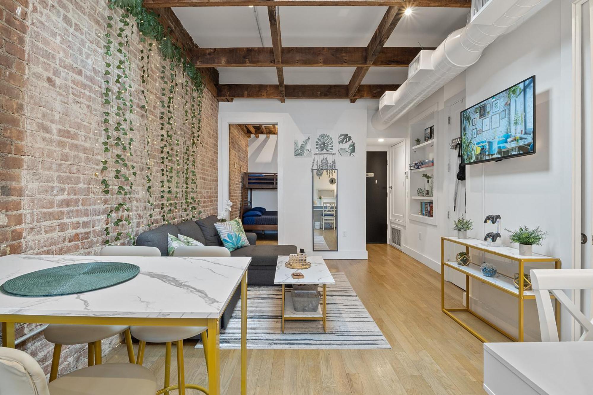 Chic Penthouse 15 Minutes From Nyc - Bus Stop At Doorstep Хобокен Экстерьер фото